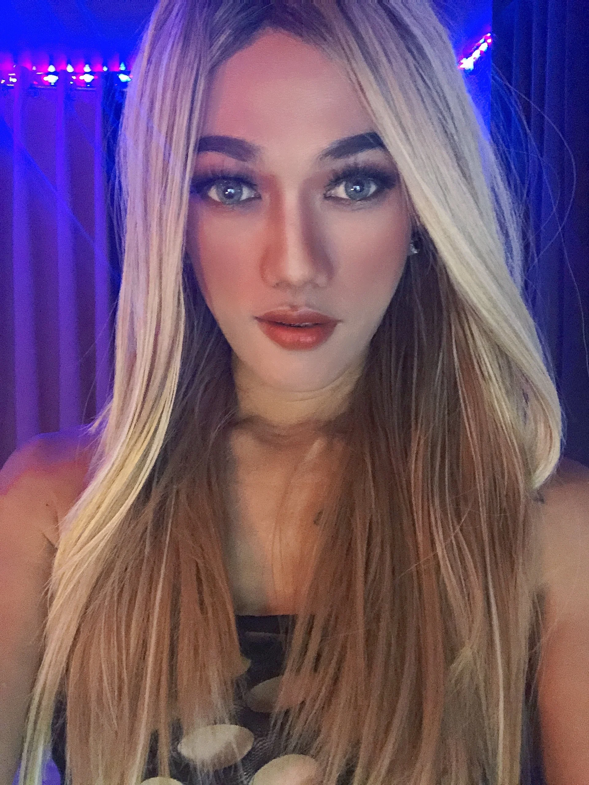 XXX Porn Photo of Nude Ts-Glamourosax 16