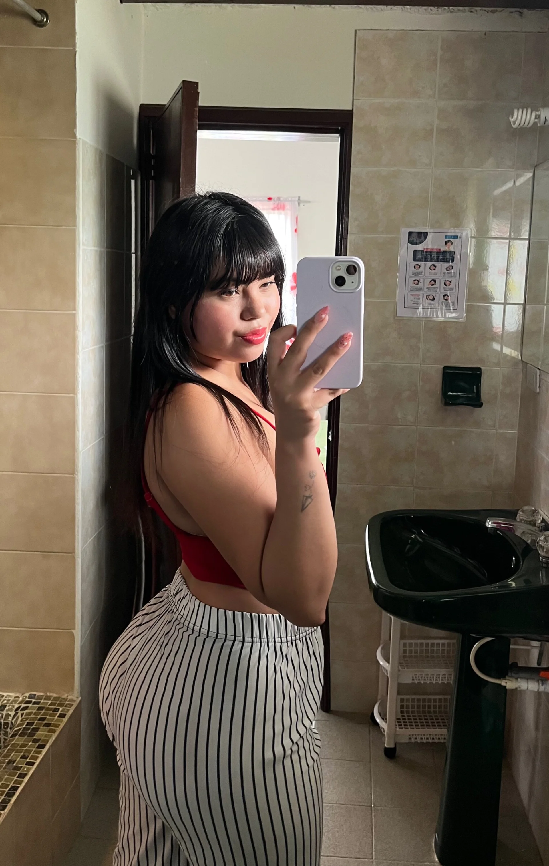 XXX Porn Photo of Nude Mia_isabella__ 2