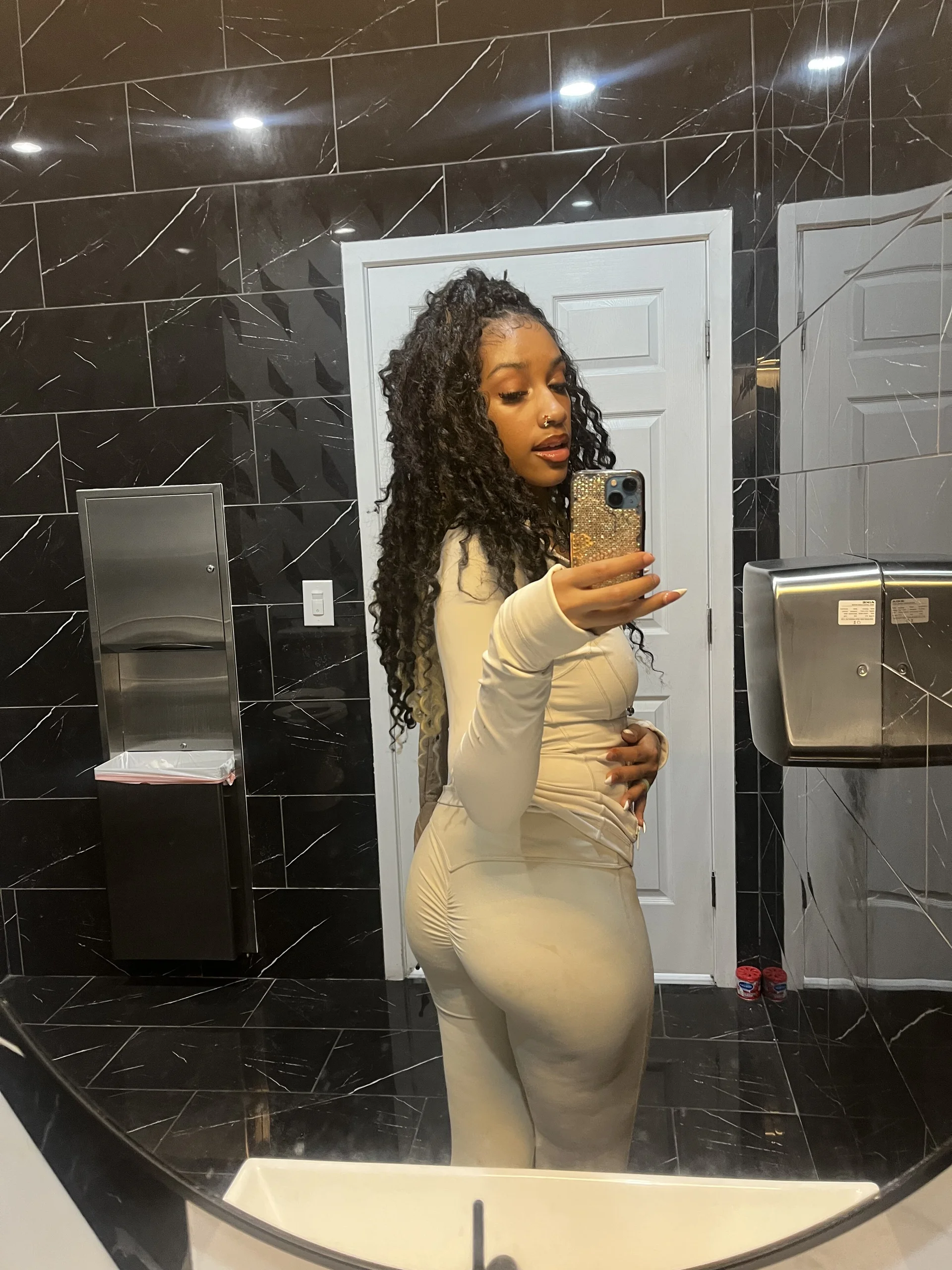 XXX Porn Photo of Nude prettyblackgirl 6