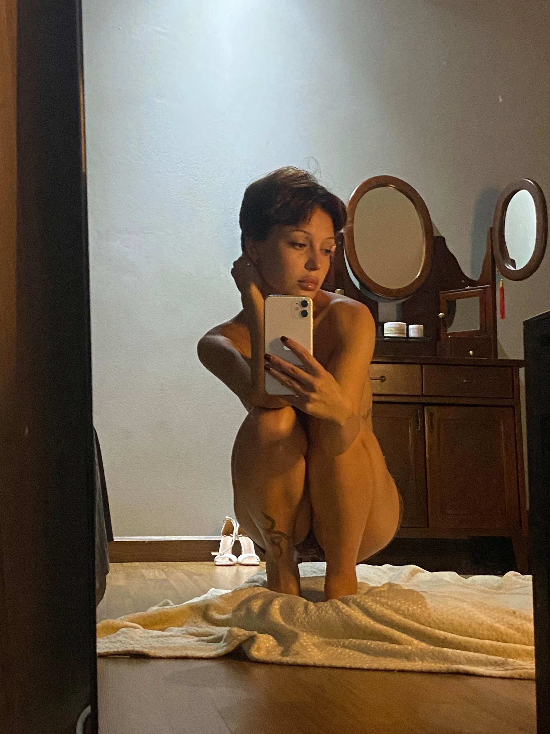 XXX Porn Photo of Nude JennyMiuMiu 3