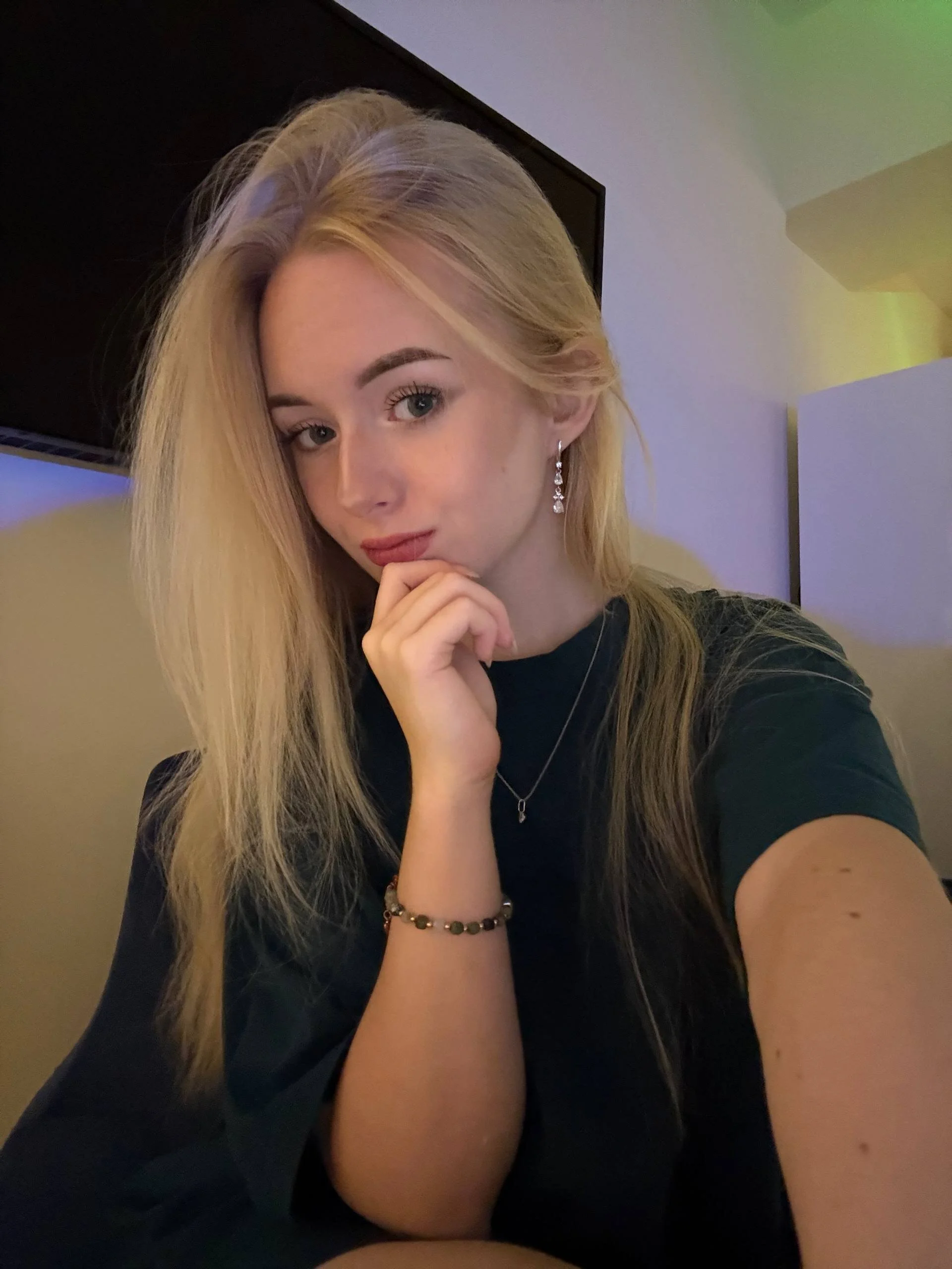XXX Porn Photo of Nude Dari_Foxx 9