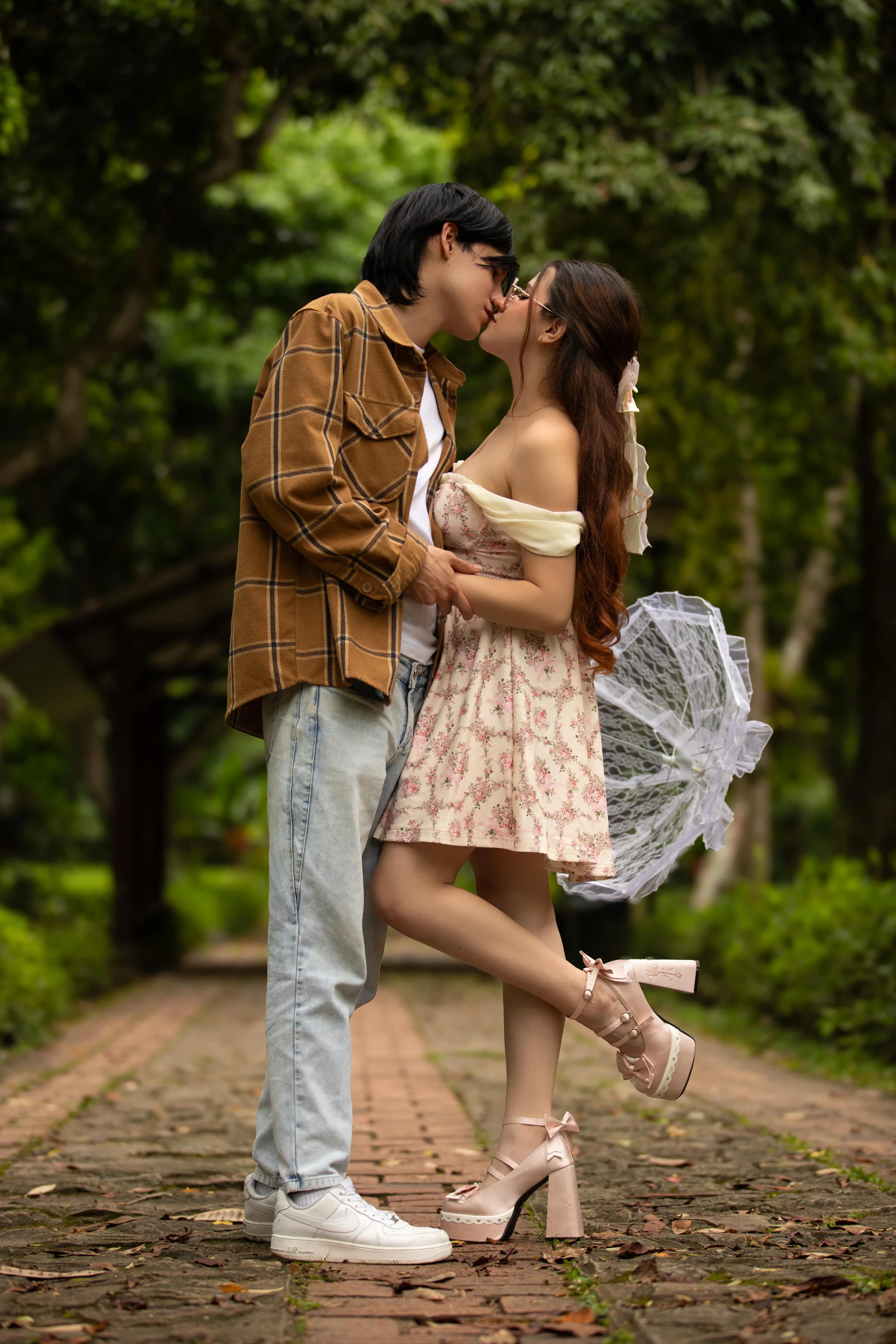 Daphne_And_Roger