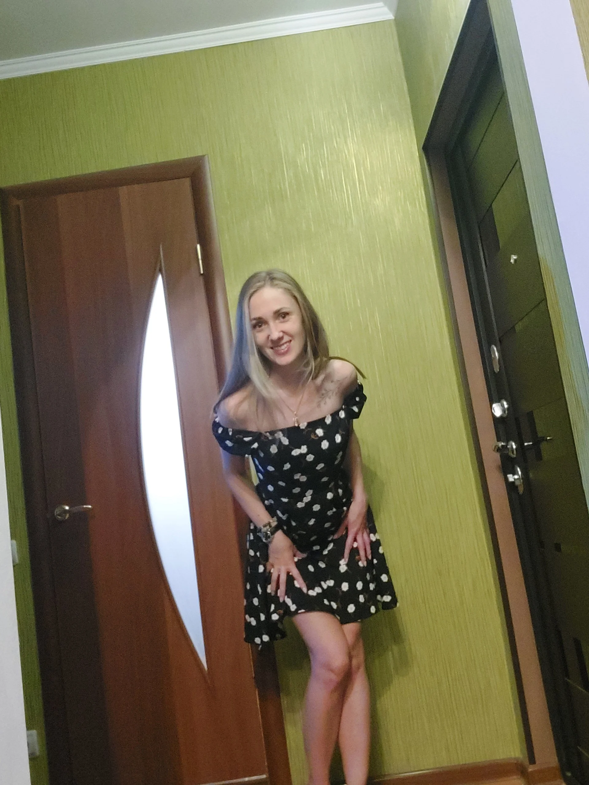 XXX Porn Photo of Nude AriaFox 2