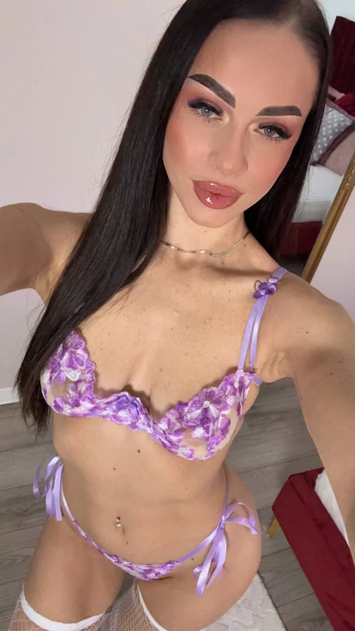 XXX Porn Photo of Nude MiaGoldX 178