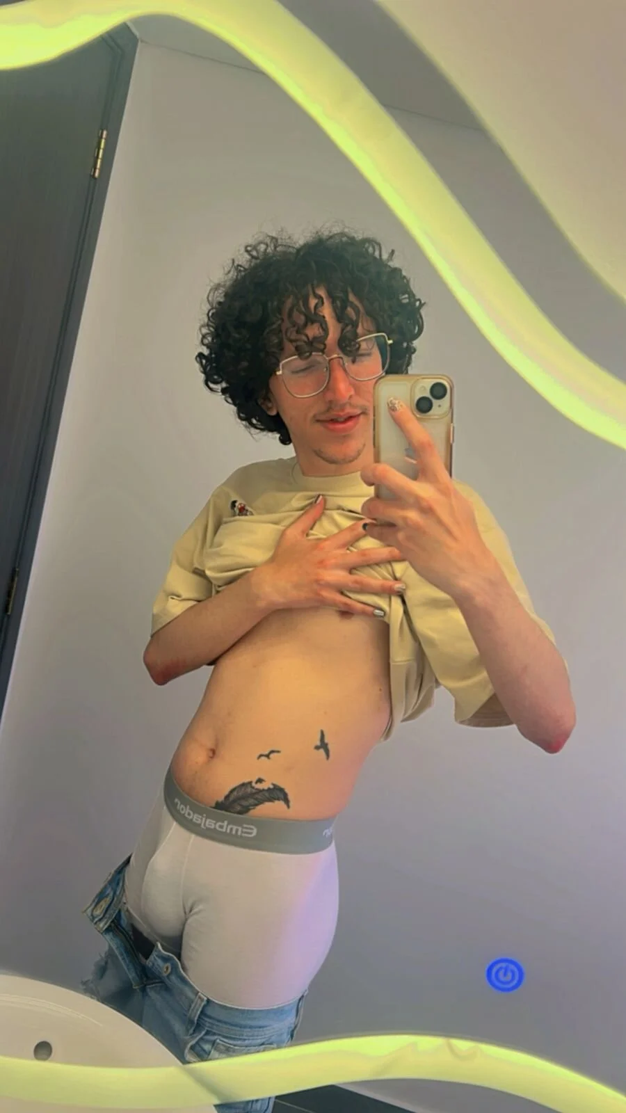 XXX Porn Photo of Nude Orlandodcn_69 11