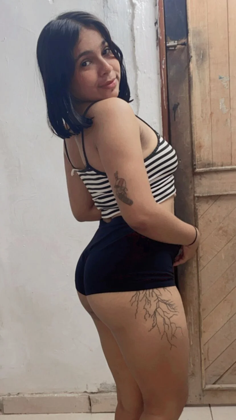 XXX Porn Photo of Nude aitana_honey8 5