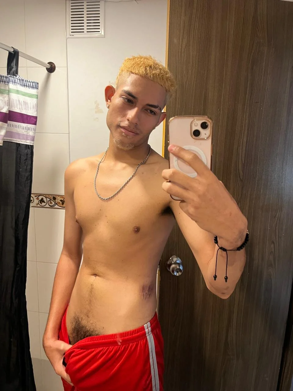 XXX Porn Photo of Nude ItsZairen 4