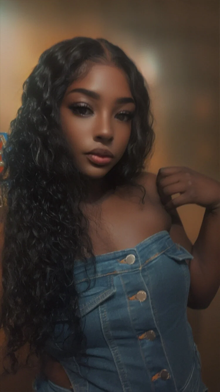 XXX Porn Photo of Nude PrincessDecember 11