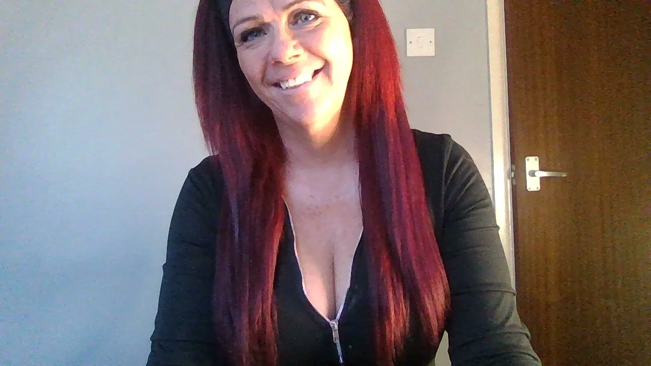 XXX Porn Photo of Nude Busty-Belfast-Irish-Girl 75