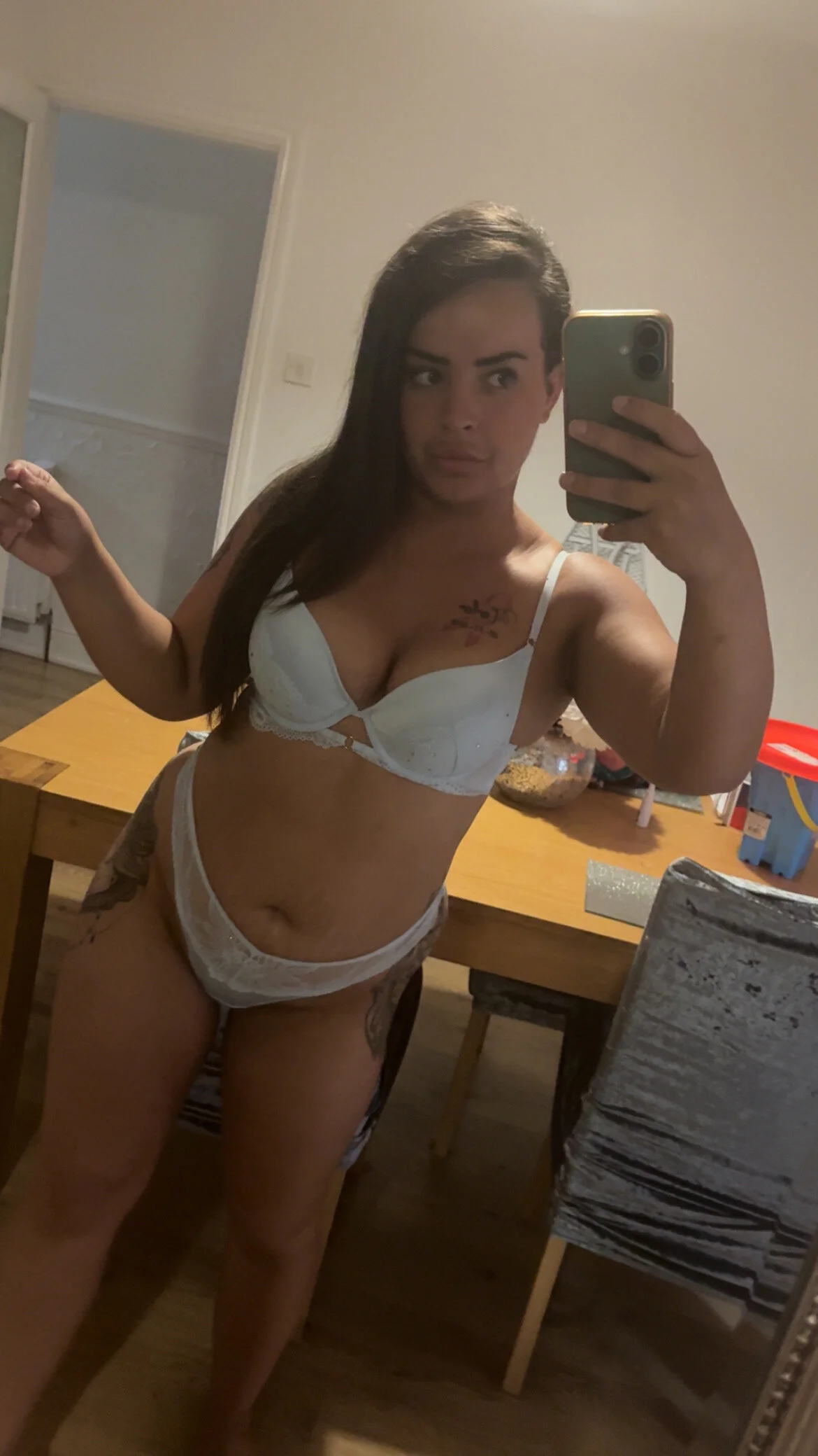 XXX Porn Photo of Nude Sophie_23XX 6