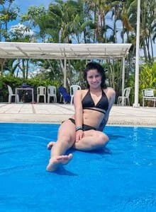 XXX Porn Photo of Nude Queen_linda1 2