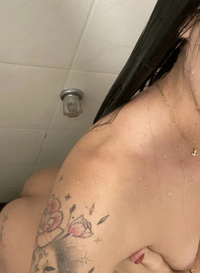 XXX Porn Photo of Nude milan_delrey 5