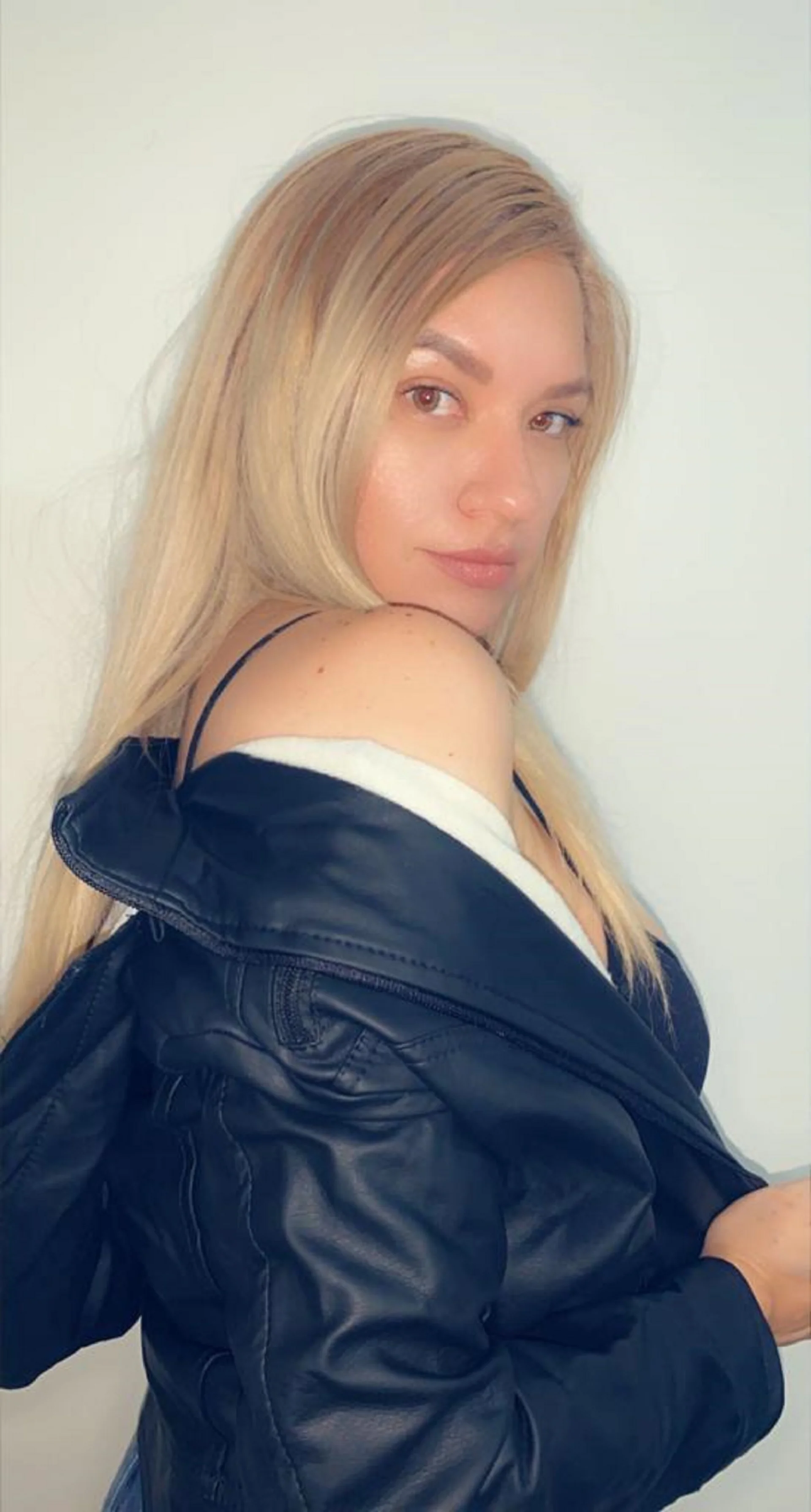XXX Porn Photo of Nude MarianL0ve 4