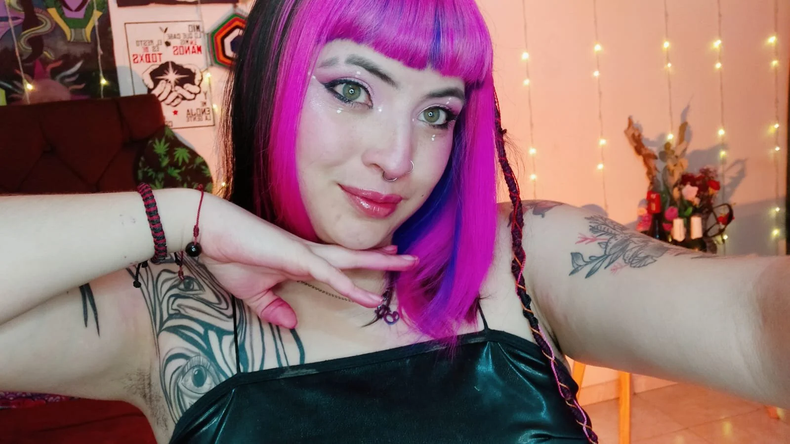 XXX Porn Photo of Nude lunaa_rayy420 20
