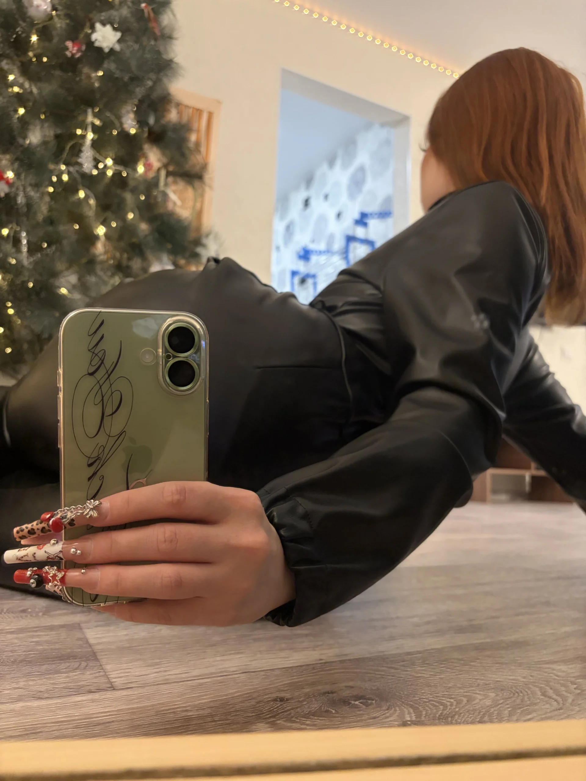 XXX Porn Photo of Nude 812sunflowerinahat 2
