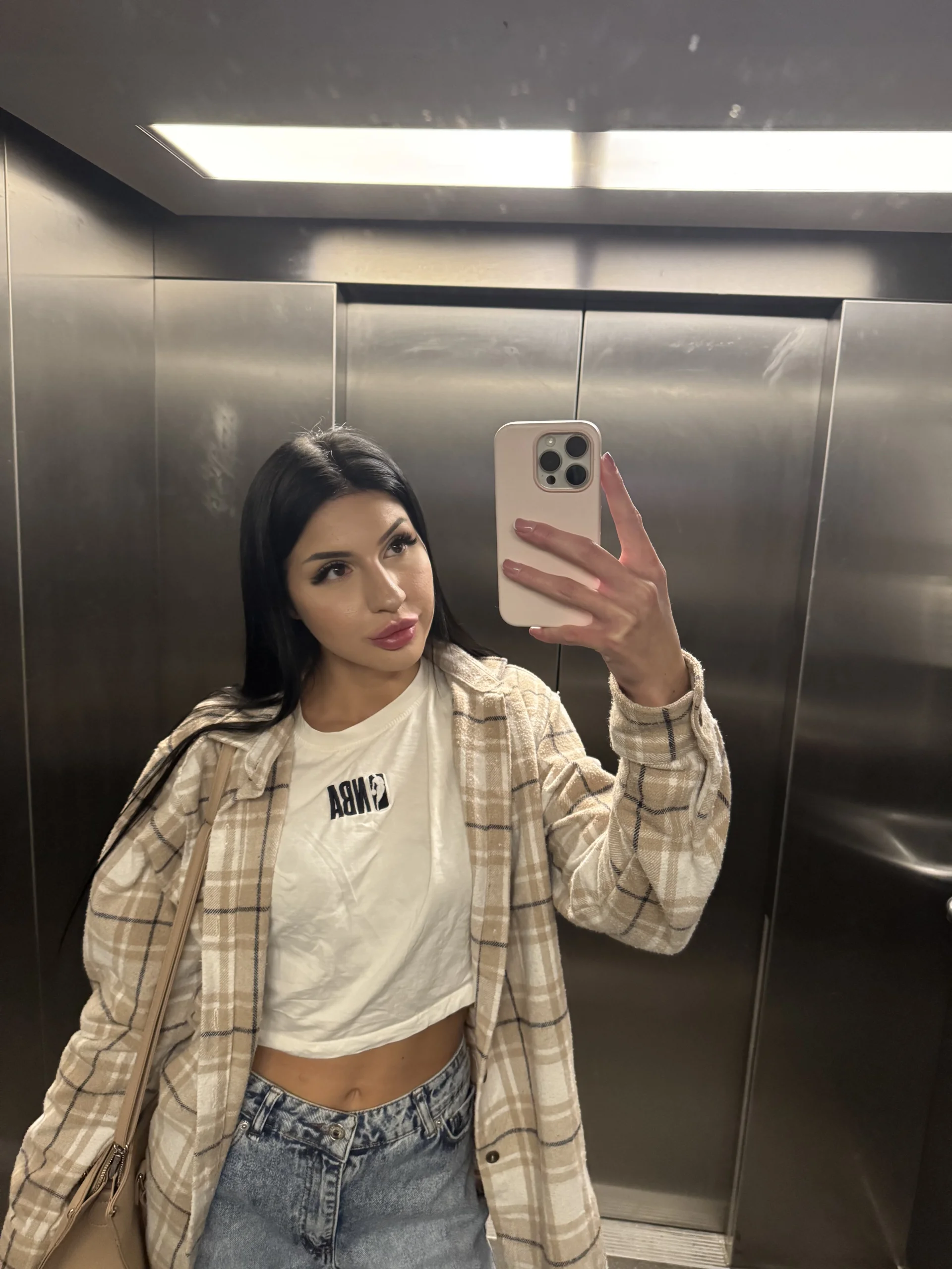 XXX Porn Photo of Nude AuraXO 3