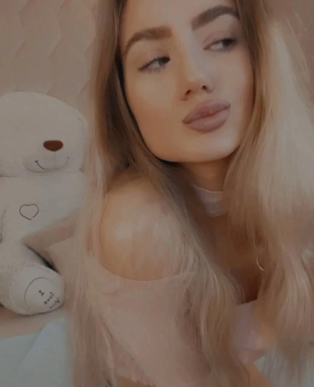 XXX Porn Photo of Nude Cloud_Stormi 7