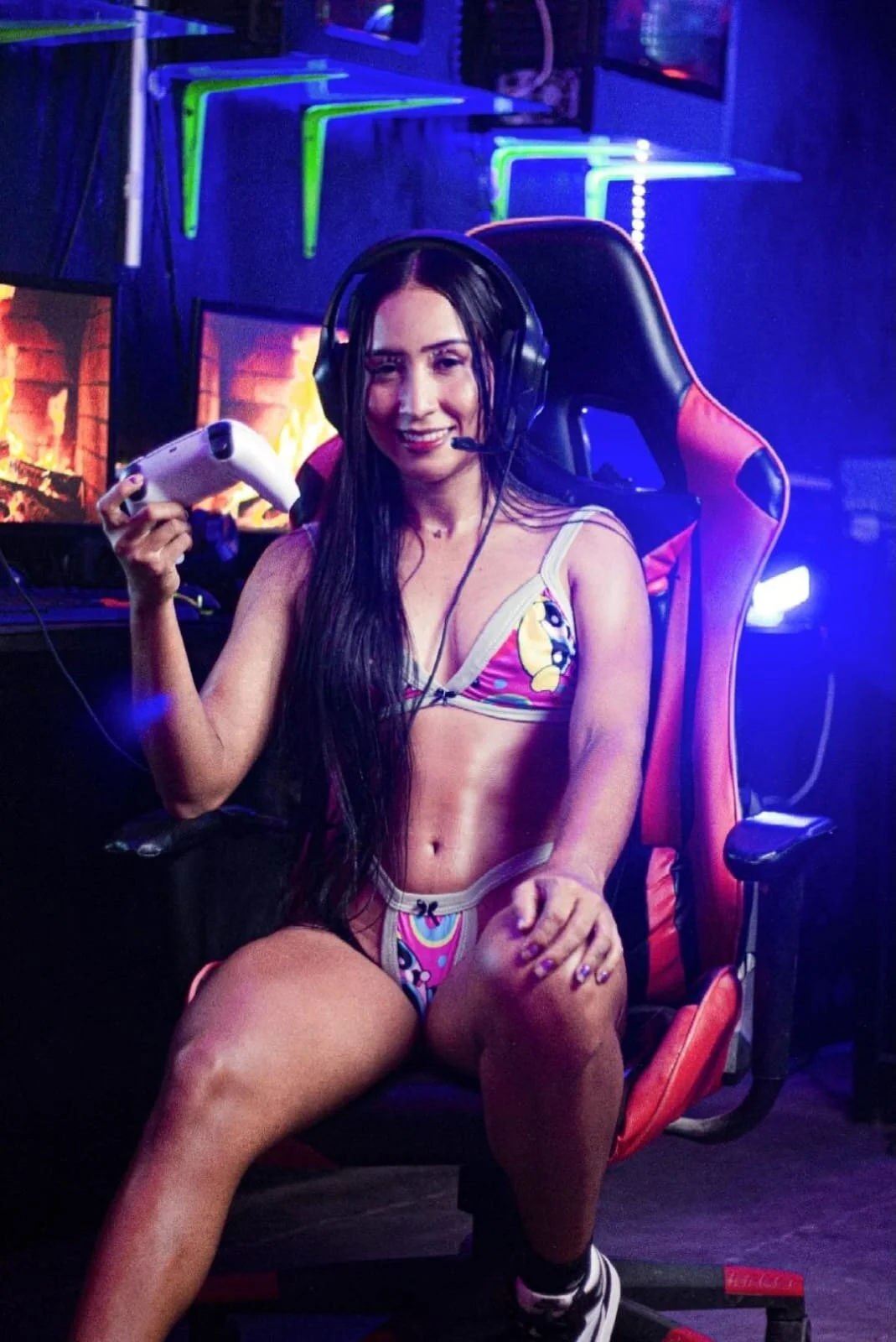XXX Porn Photo of Nude princessAnni 2