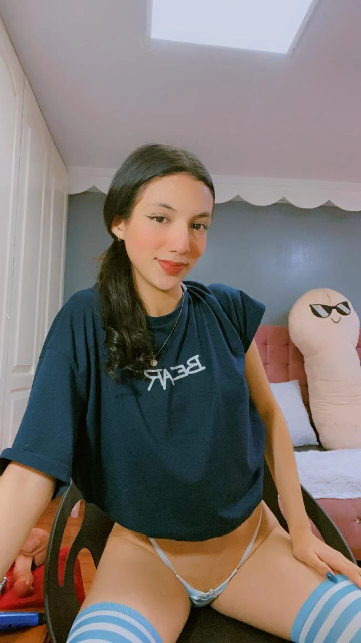 XXX Porn Photo of Nude Iris_Stone_ 34