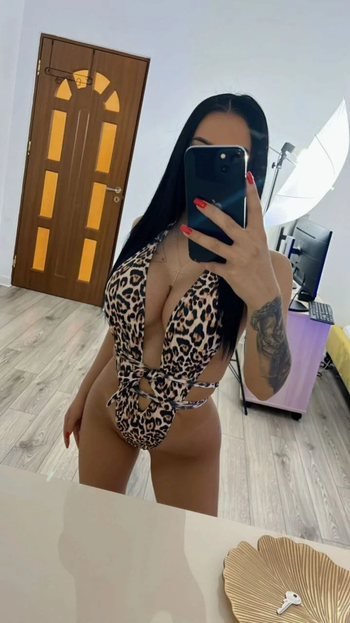 XXX Porn Photo of Nude VelmaEvans 39