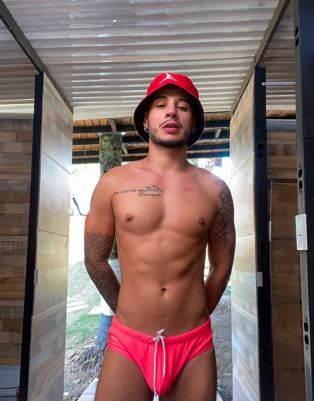 XXX Porn Photo of Nude Sirs_papi 2
