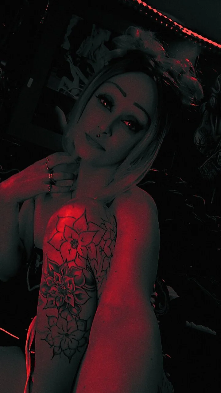 XXX Porn Photo of Nude Splash_Queen420 5
