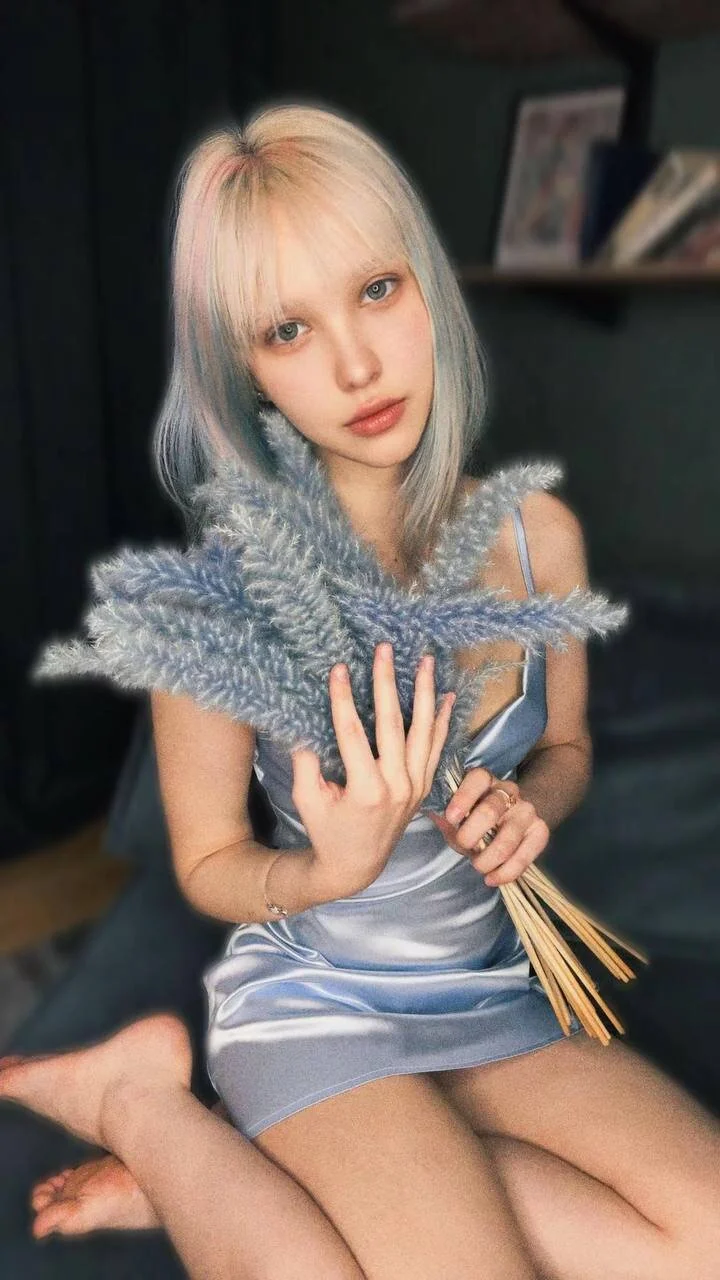XXX Porn Photo of Nude VeliaOmelia 2