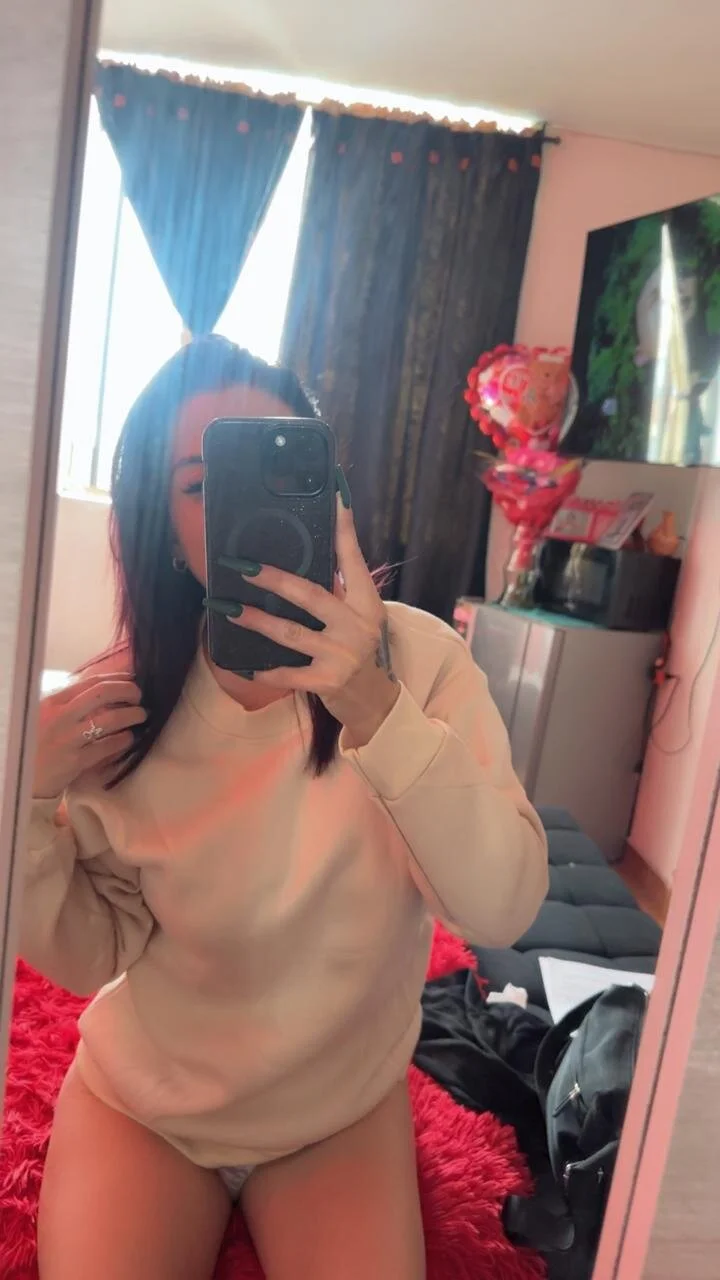 XXX Porn Photo of Nude _valeria_saenz_ 15