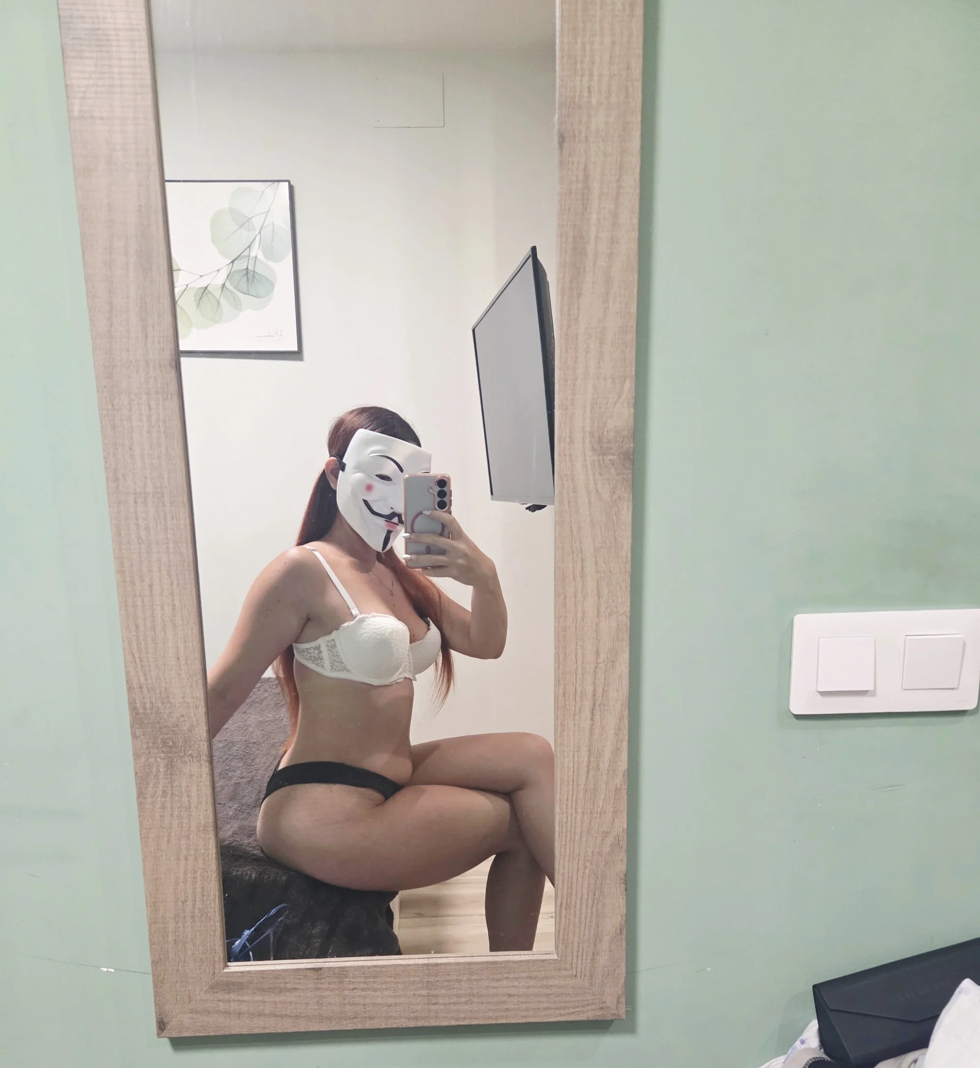 XXX Porn Photo of Nude PleasureeAnarchist 1