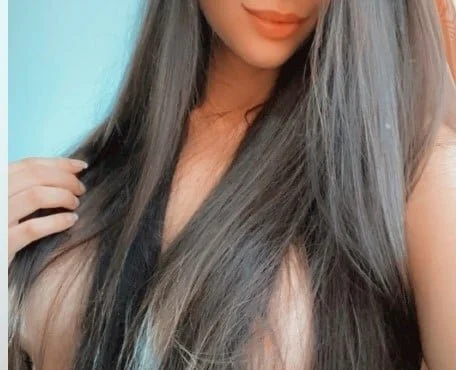 XXX Porn Photo of Nude BelleLouiseVp 1