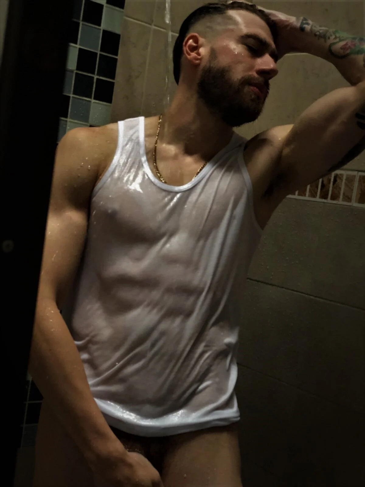 XXX Porn Photo of Nude paul_rogerr 1