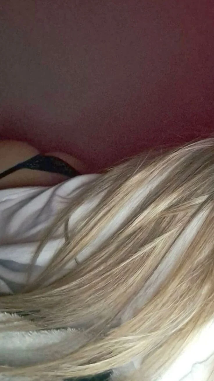 XXX Porn Photo of Nude TaylorMon 13