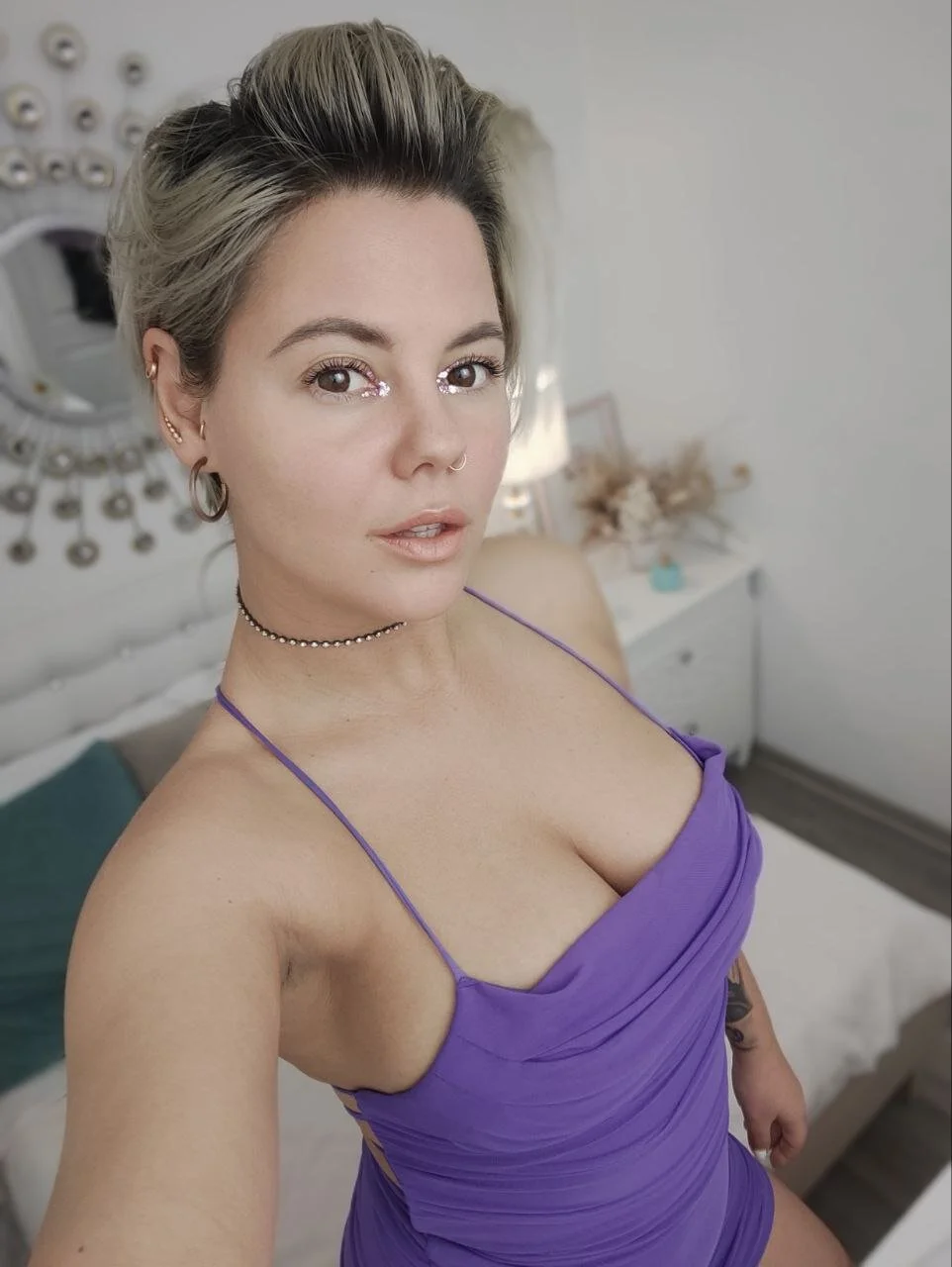 XXX Porn Photo of Nude Lady_AliBi 17