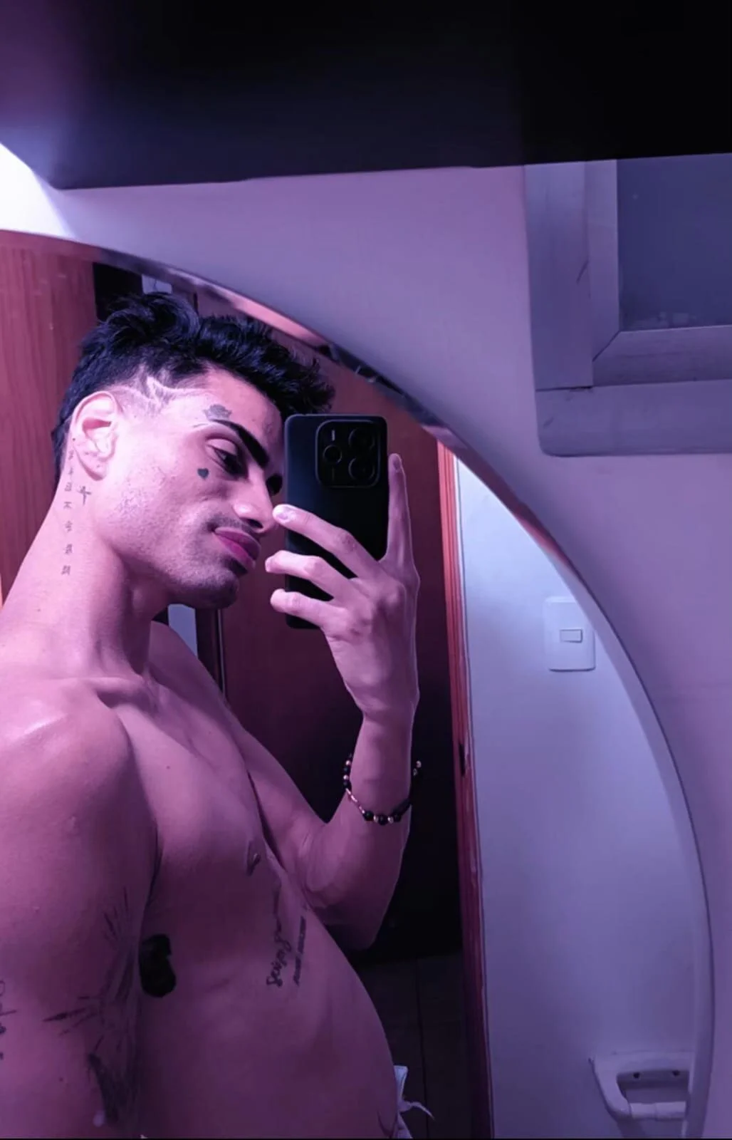 XXX Porn Photo of Nude Latin_twink_lyam1 7