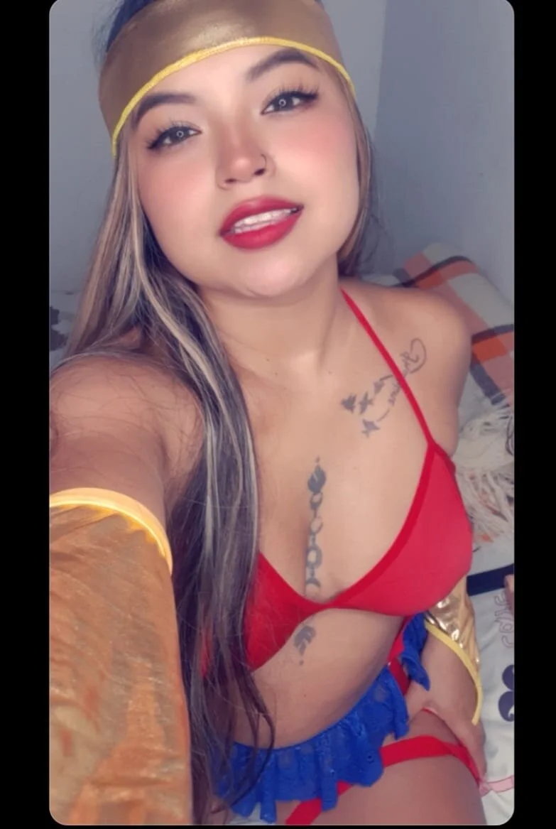 XXX Porn Photo of Nude Emily_Lit 16