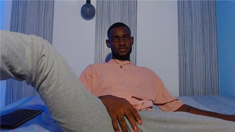 XXX Porn Photo of Nude eebony_stallion 20