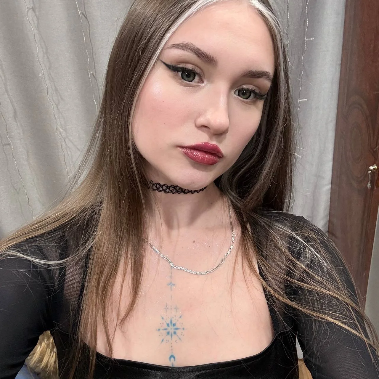 XXX Porn Photo of Nude Alyssa_Thornwod 4