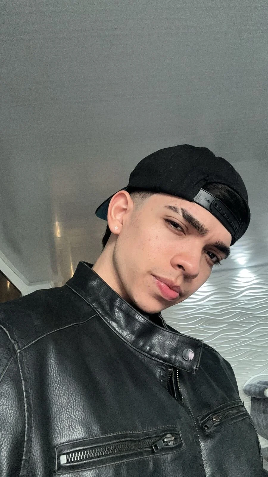 XXX Porn Photo of Nude Julian_Mercier 3