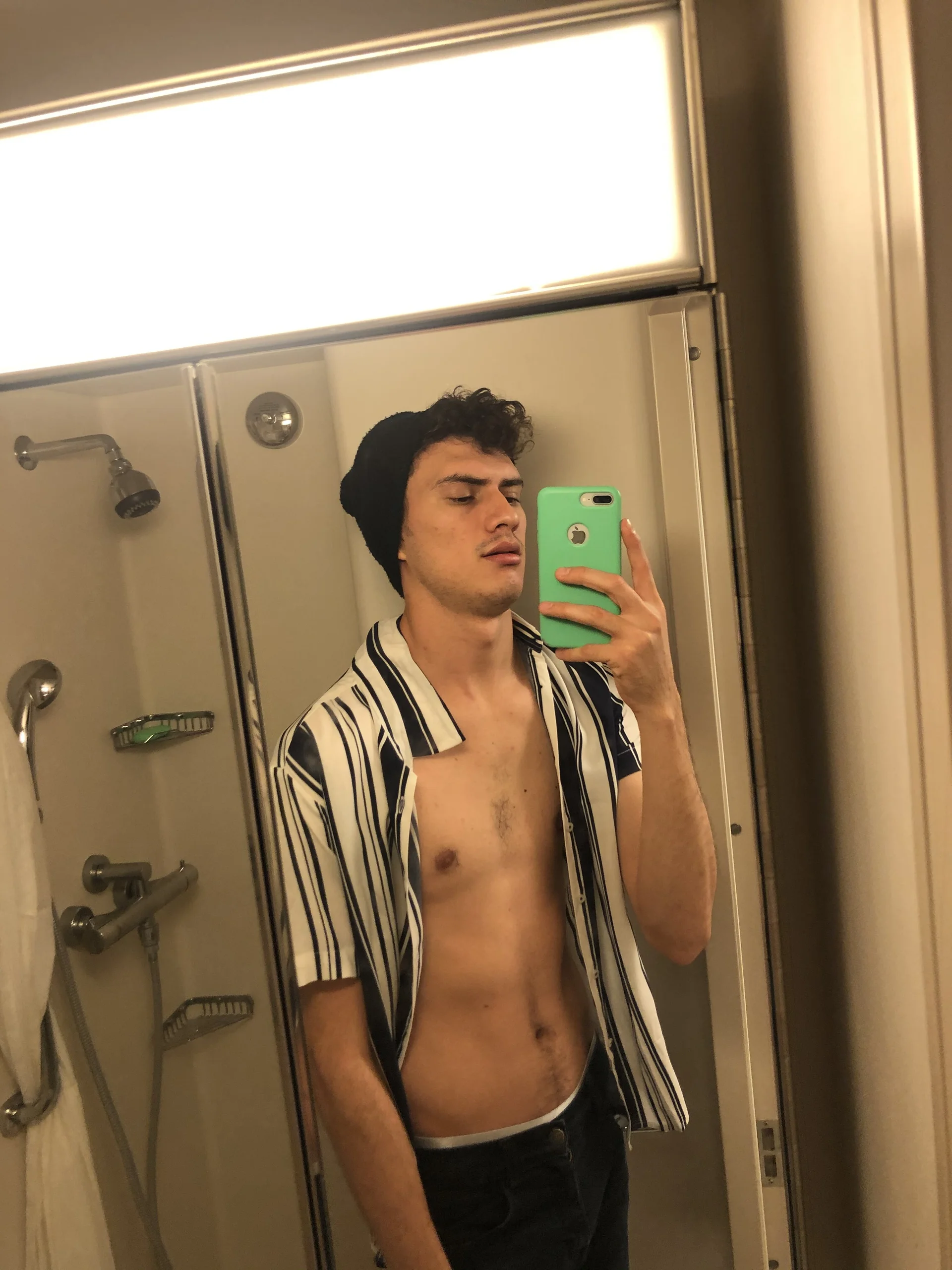 XXX Porn Photo of Nude chris96hn1 10