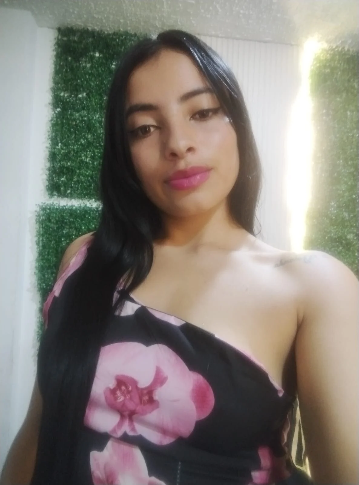 XXX Porn Photo of Nude lizz_99 2