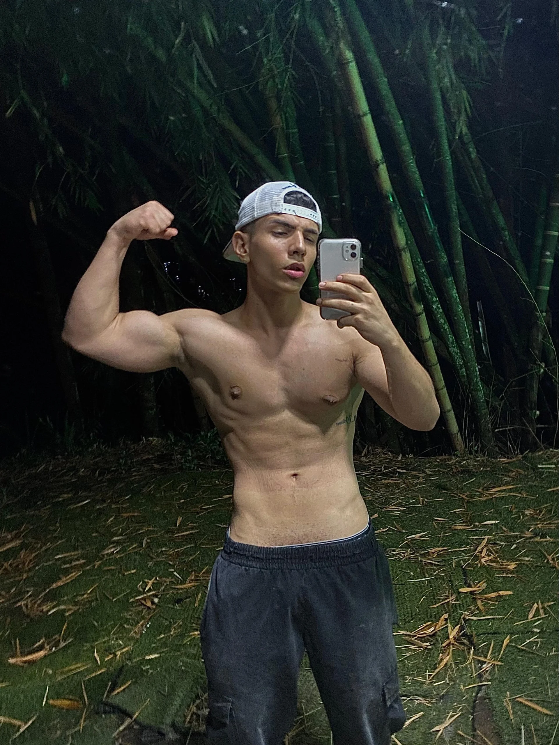 XXX Porn Photo of Nude SalvatoreDmore 11