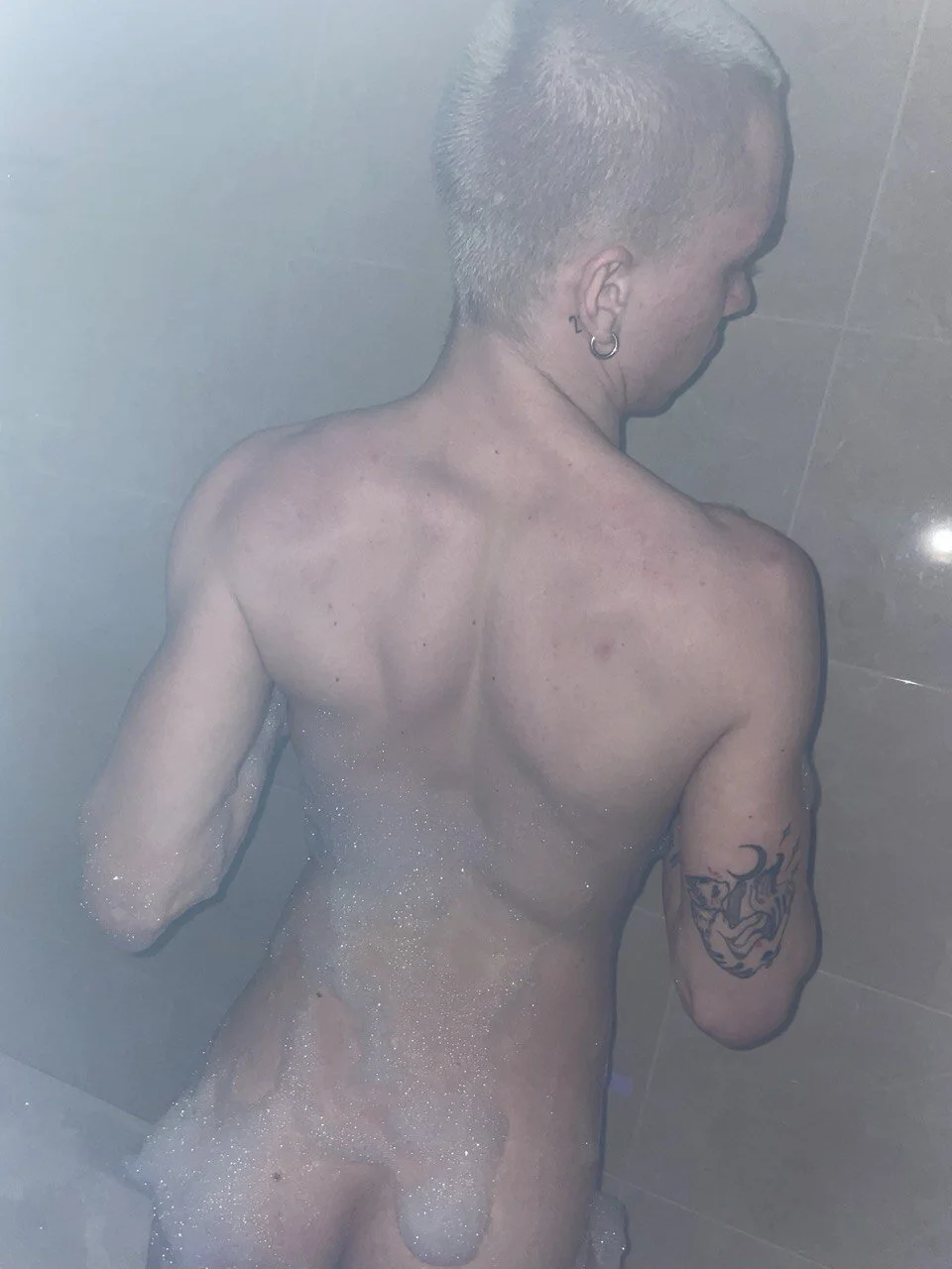 XXX Porn Photo of Nude Marius_Venin 1