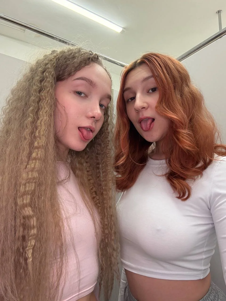 XXX Porn Photo of Nude bambi_lu 917