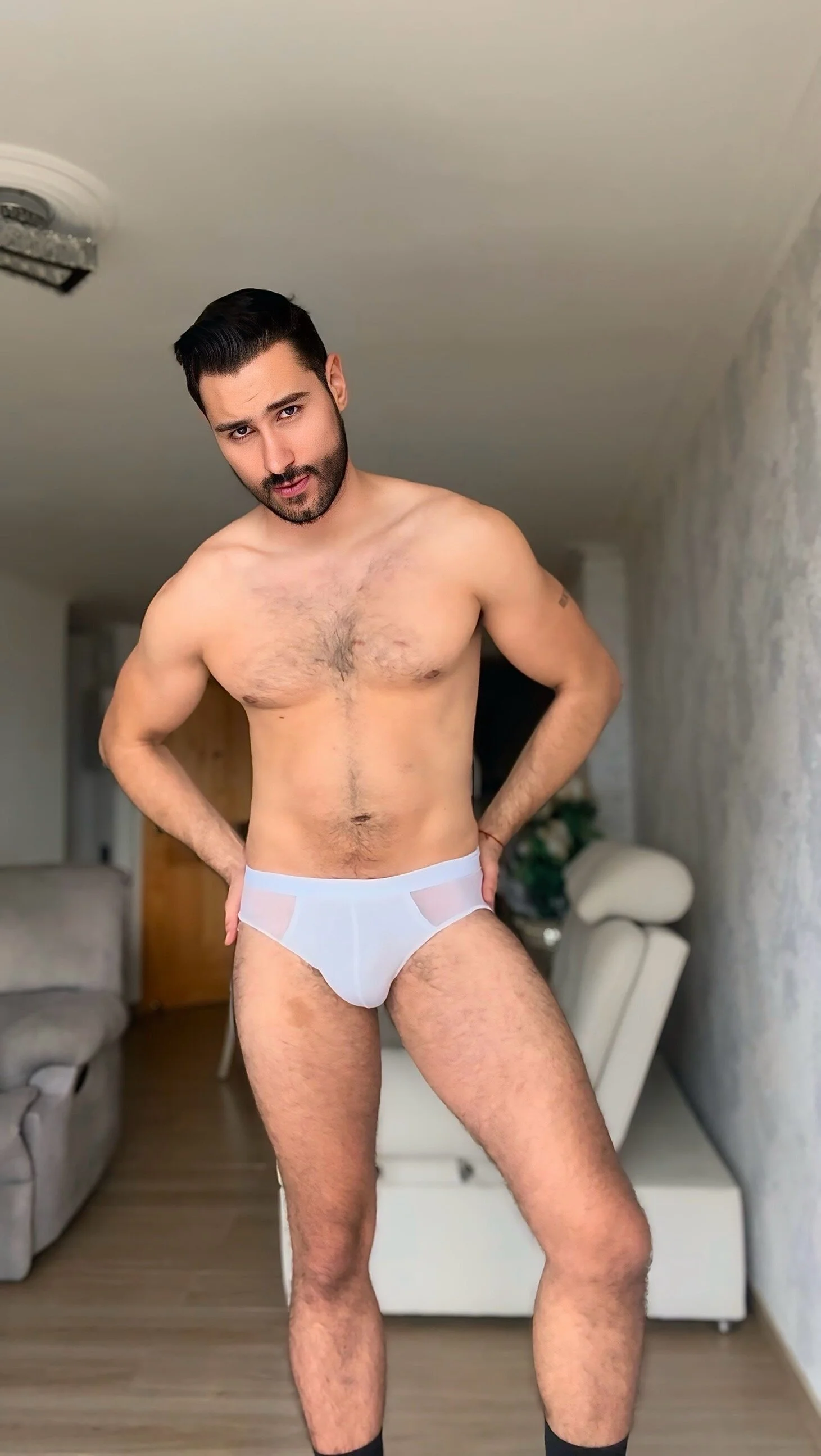 XXX Porn Photo of Nude Mateoking__ 18