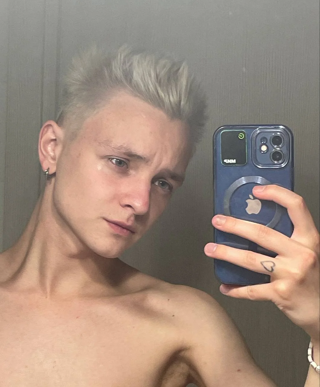 XXX Porn Photo of Nude Logan_mett 7