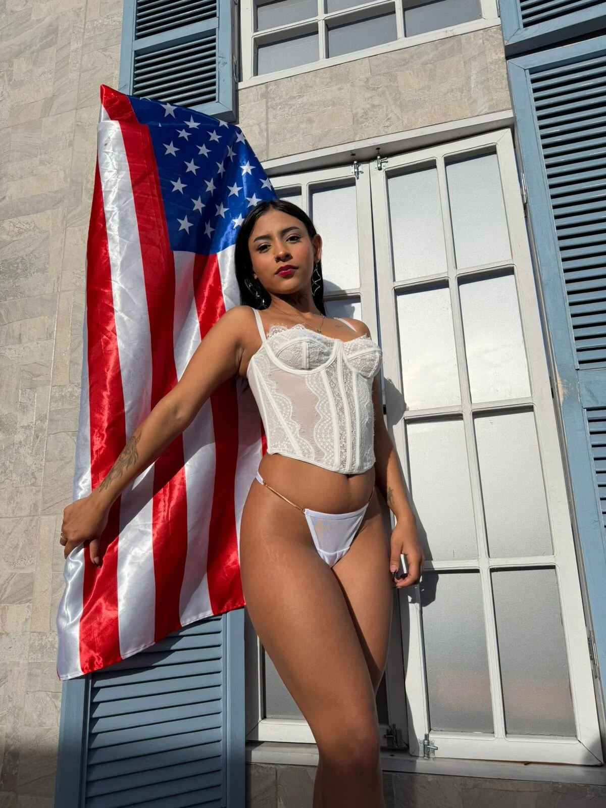 XXX Porn Photo of Nude LesliePetit 46
