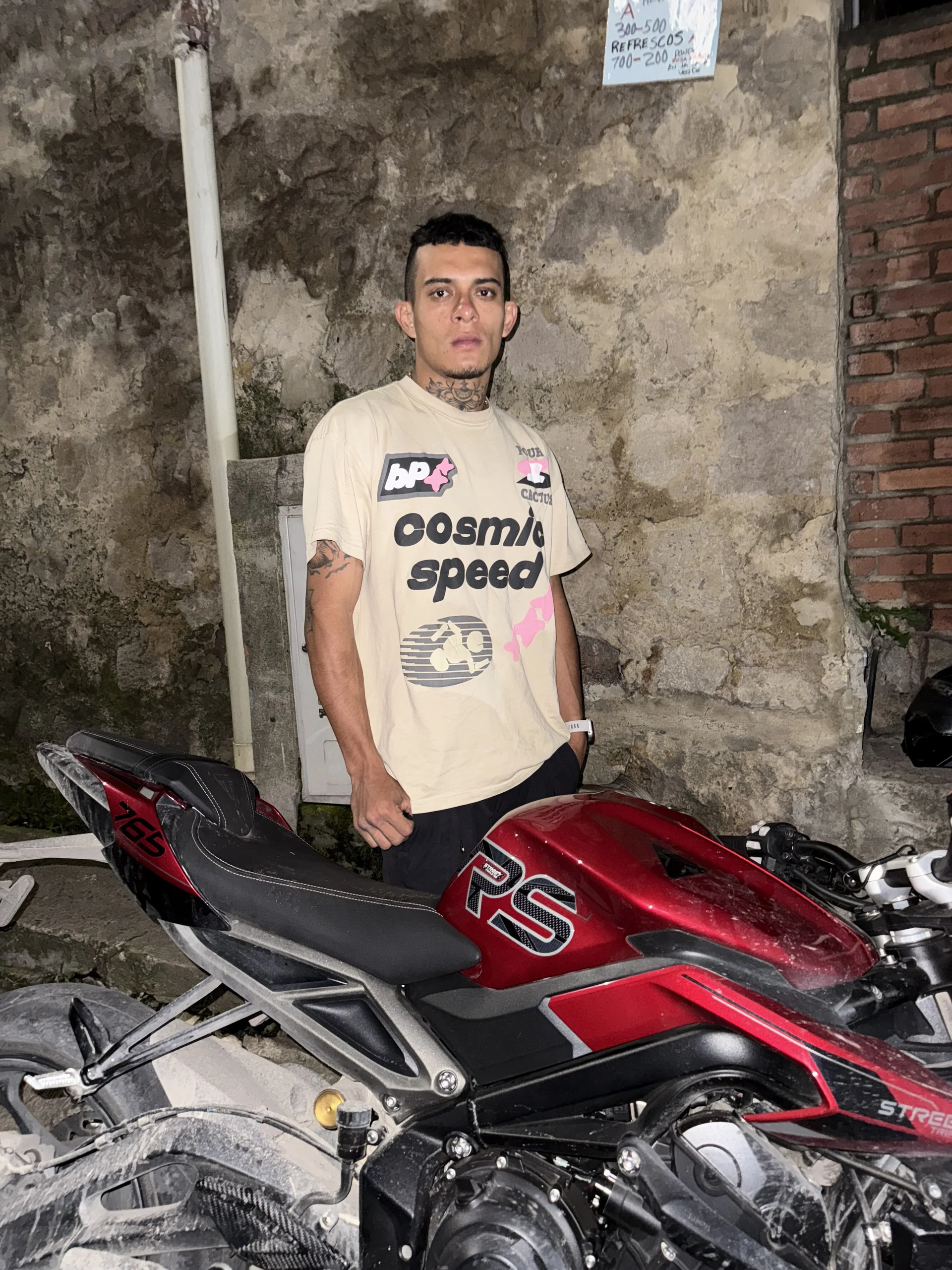 XXX Porn Photo of Nude Mrjustin_sebas 25