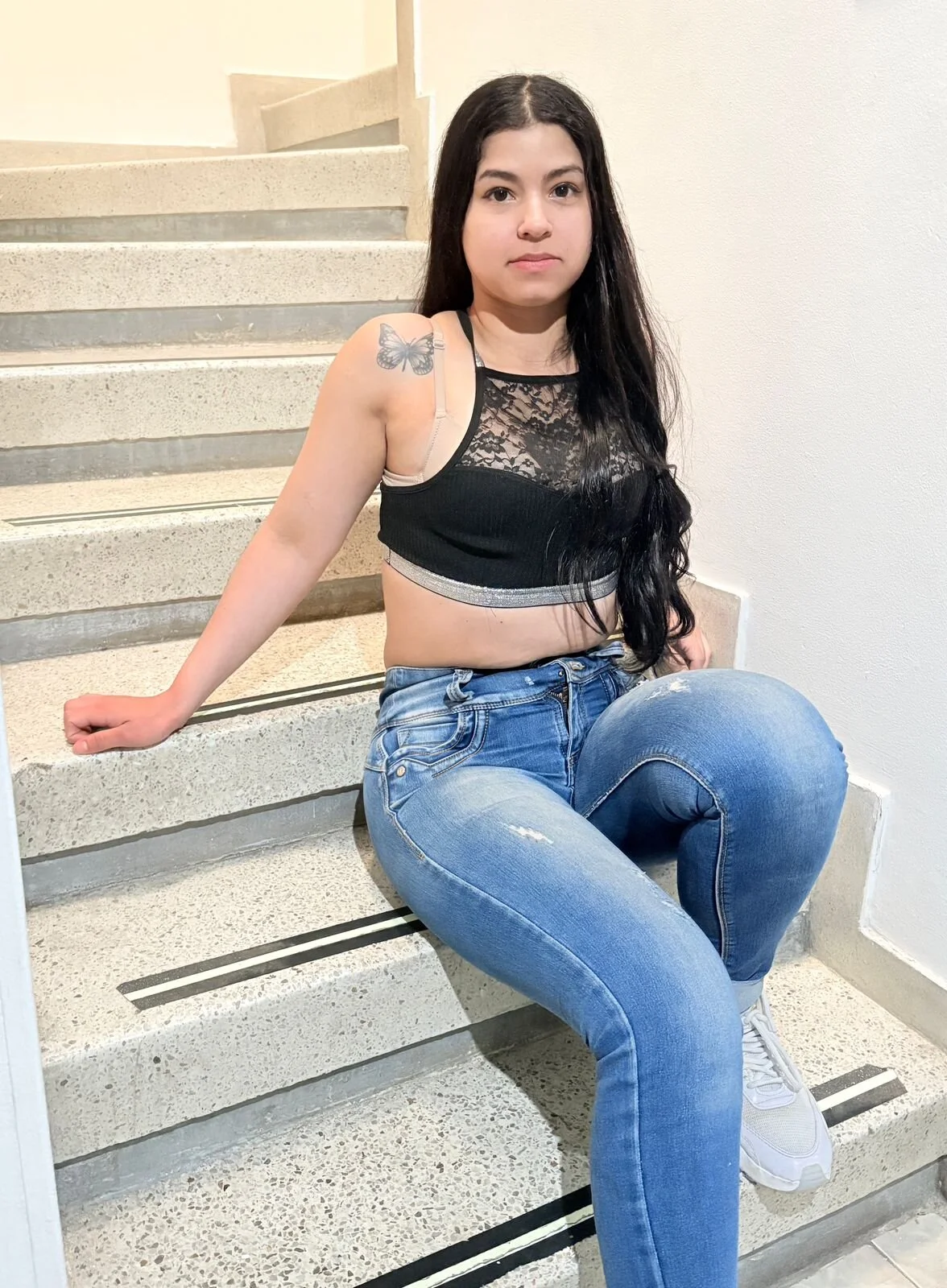 XXX Porn Photo of Nude Alysrous_Mar 5