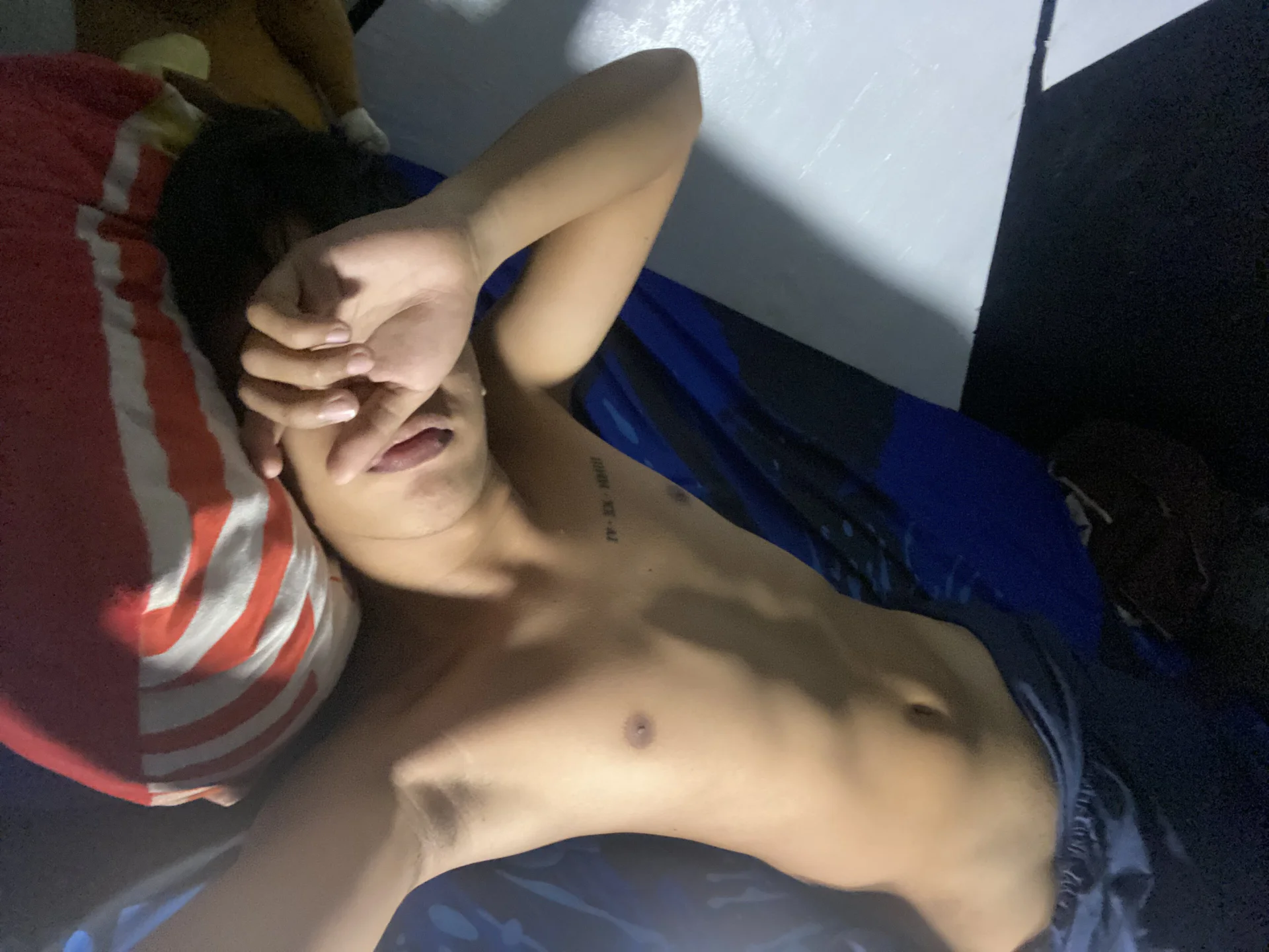 XXX Porn Photo of Nude aelciro20 2