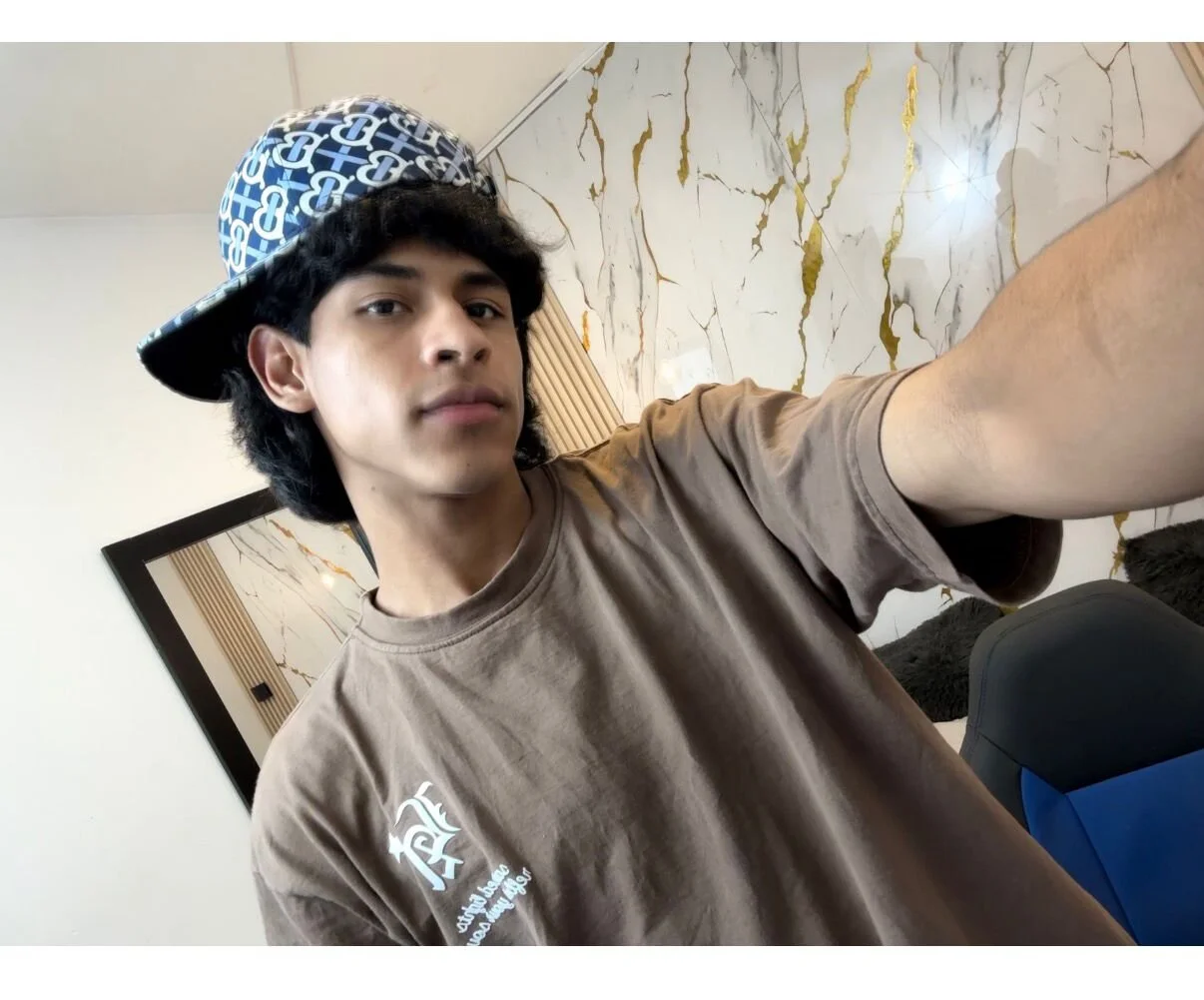 XXX Porn Photo of Nude Zayn_Fox32 3